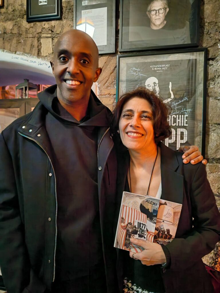 con l'emozionante trombettista Hermon Mehari